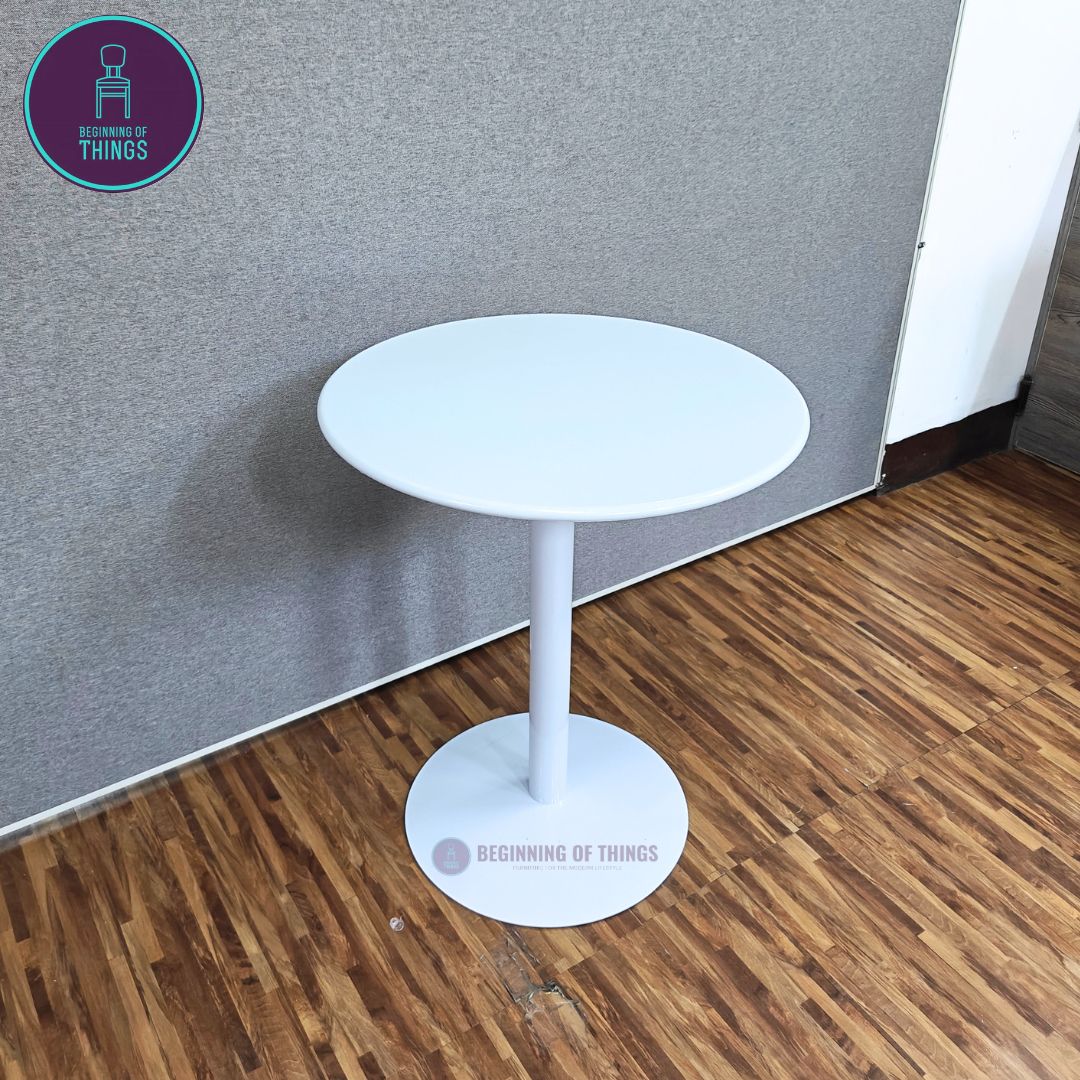 Outdoor Round Metal Table