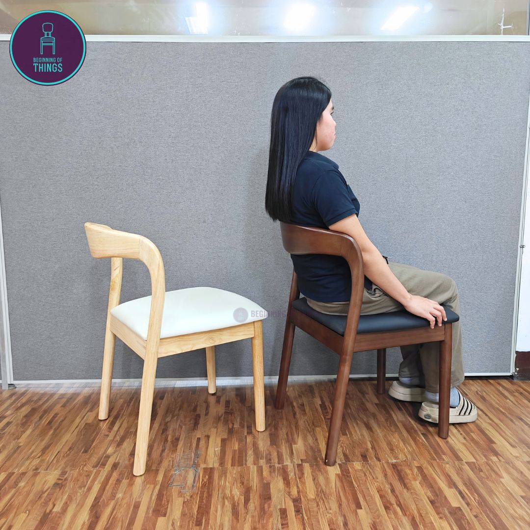 Round Wooden Frame Dining Chair