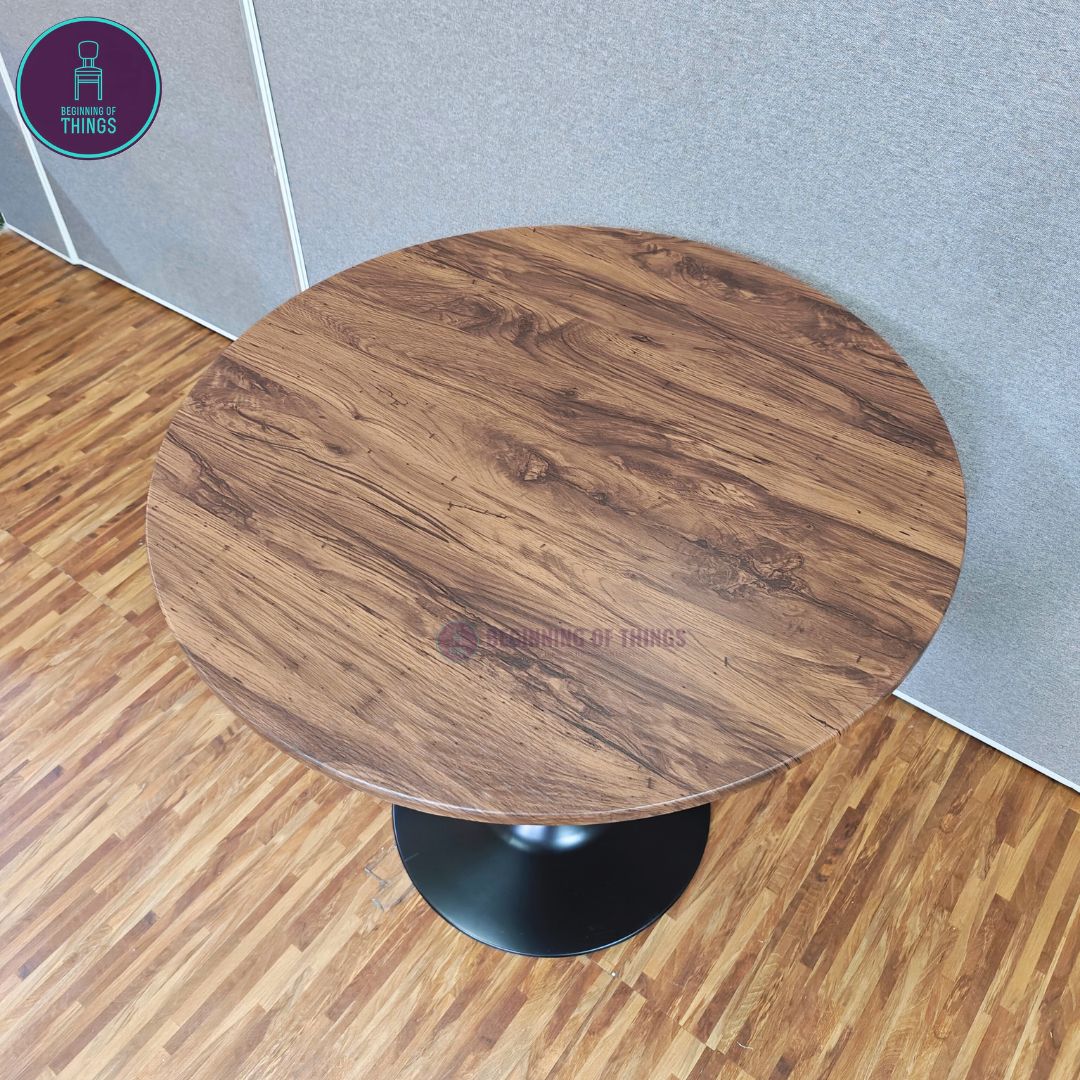 Tulip Table Round
