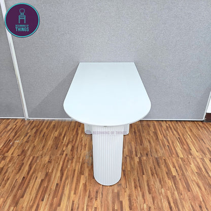 Sintered Stone Rounded Dining Table Three Legs