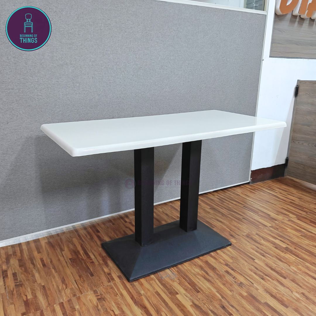 Fiberglass Rectangular Dining Table 120 x 60 cm