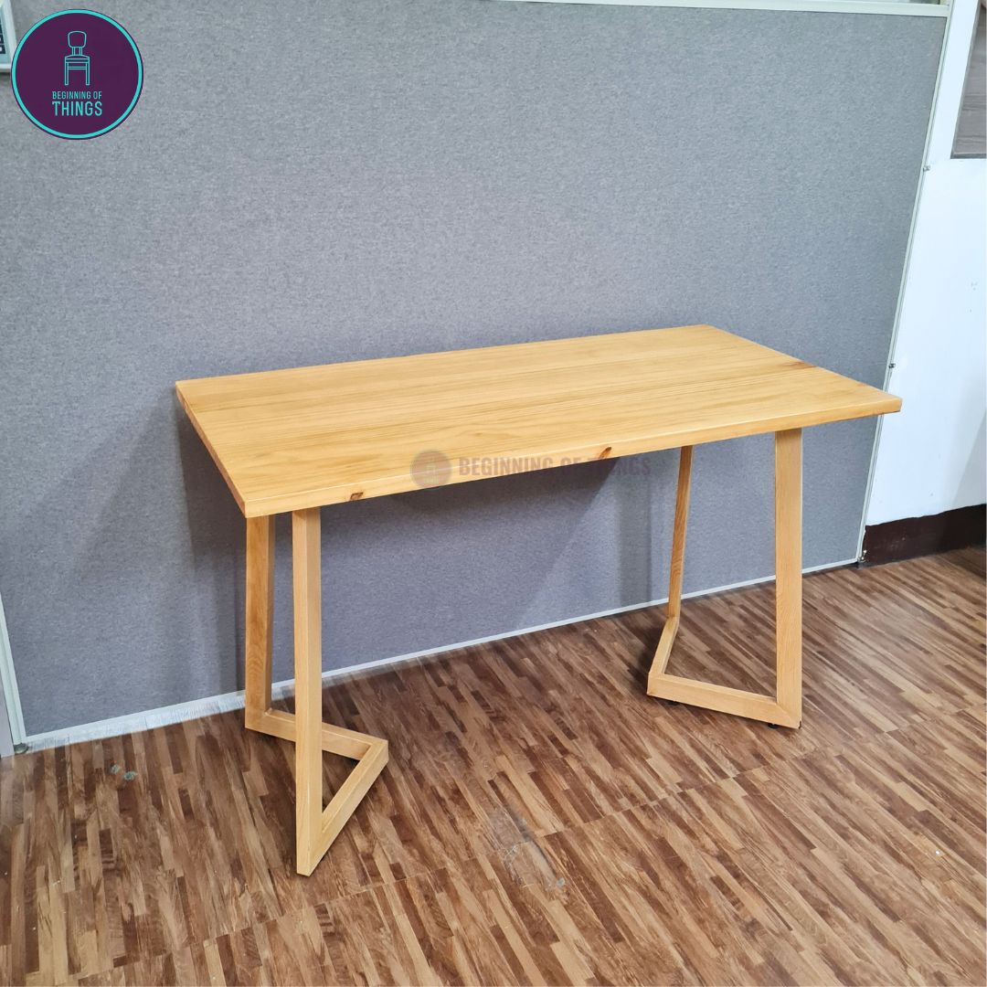 Solid Pine Wood Rectangular Dining Table 120cm