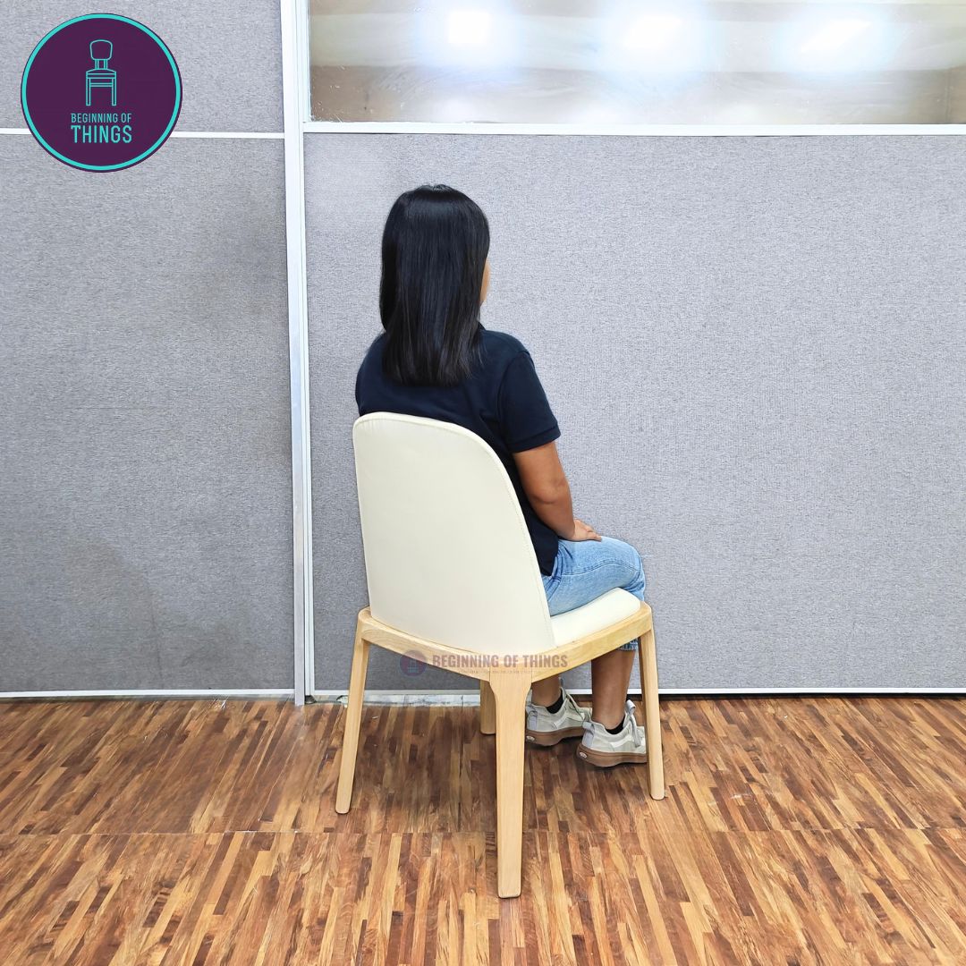 Scoop Back Wooden Frame Dining Chair