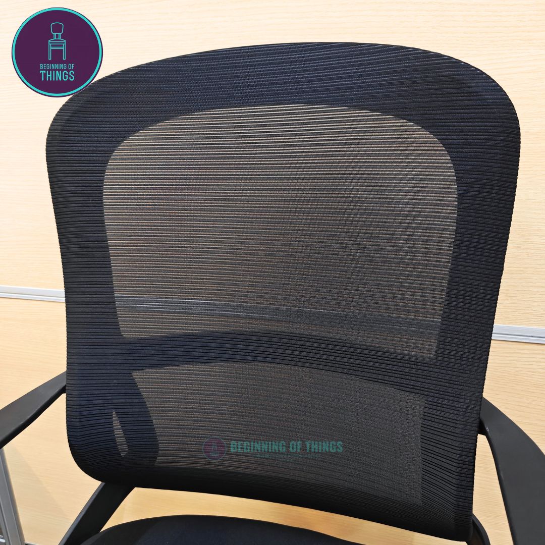 Rounded Frame Office Chair