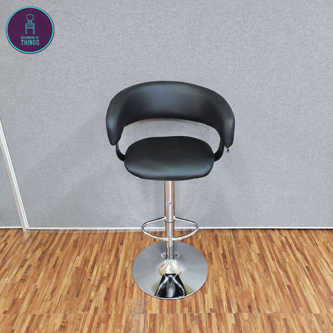 Curved Seat Bar Stool