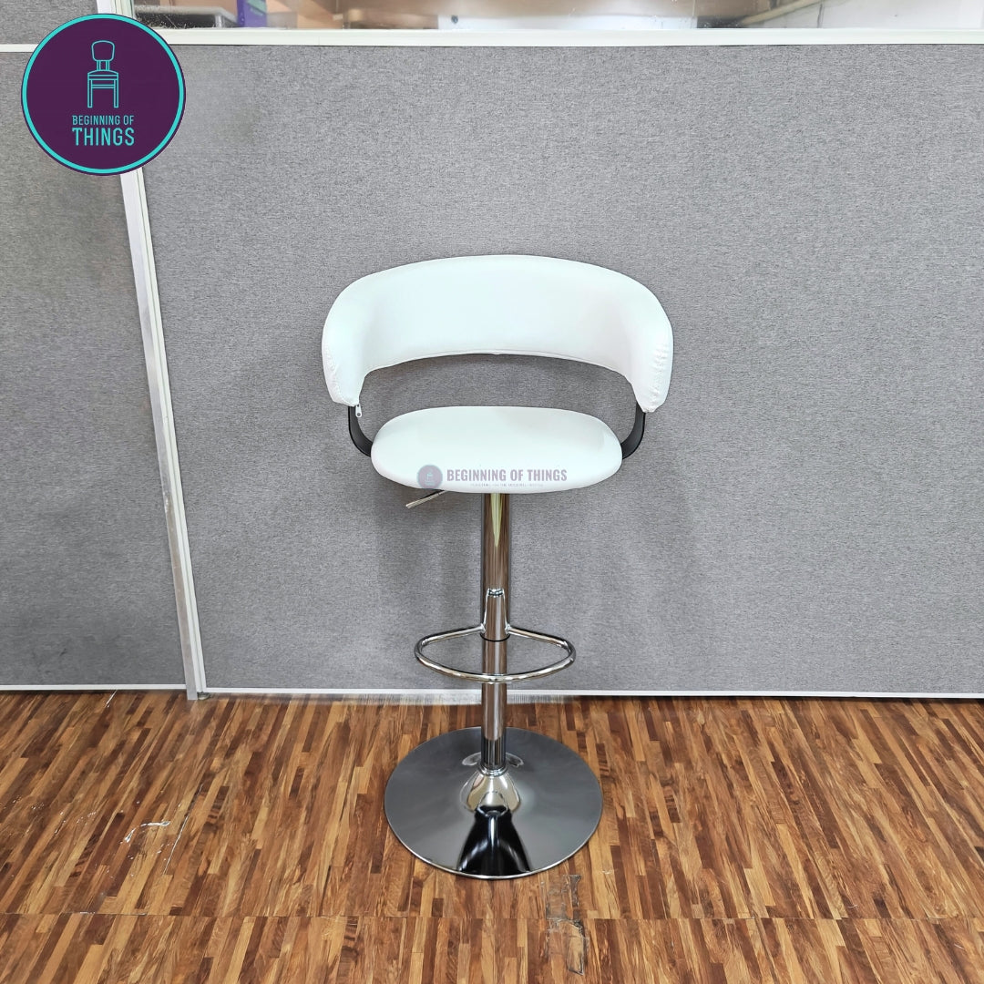 Curved Seat Bar Stool