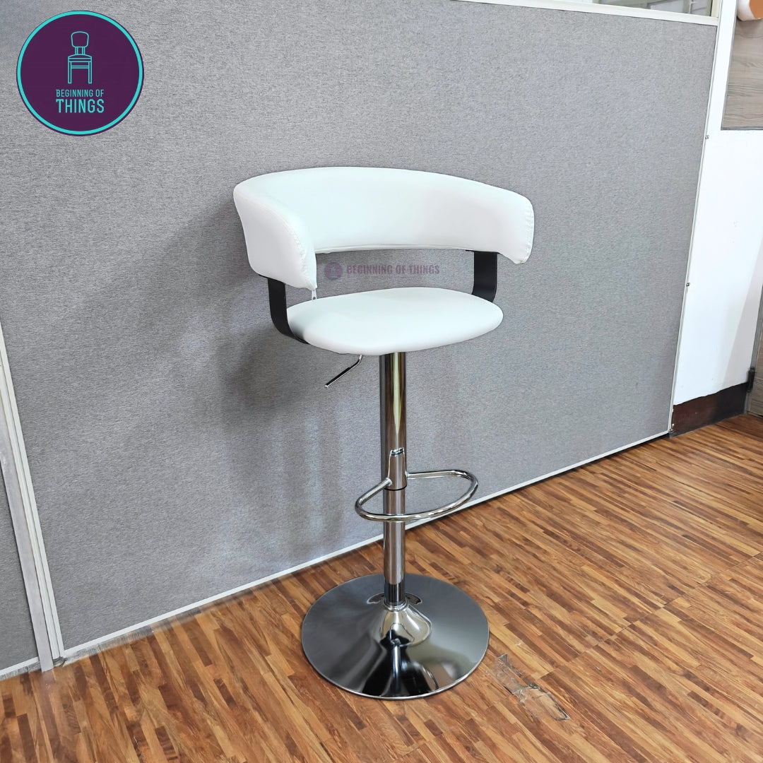 Curved Seat Bar Stool