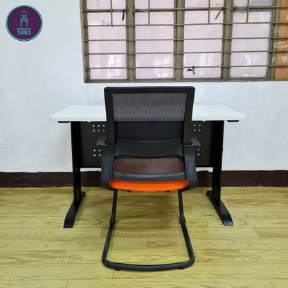 Jenner 120 x 60 cm Freestanding Office Table with Black Metal Leg