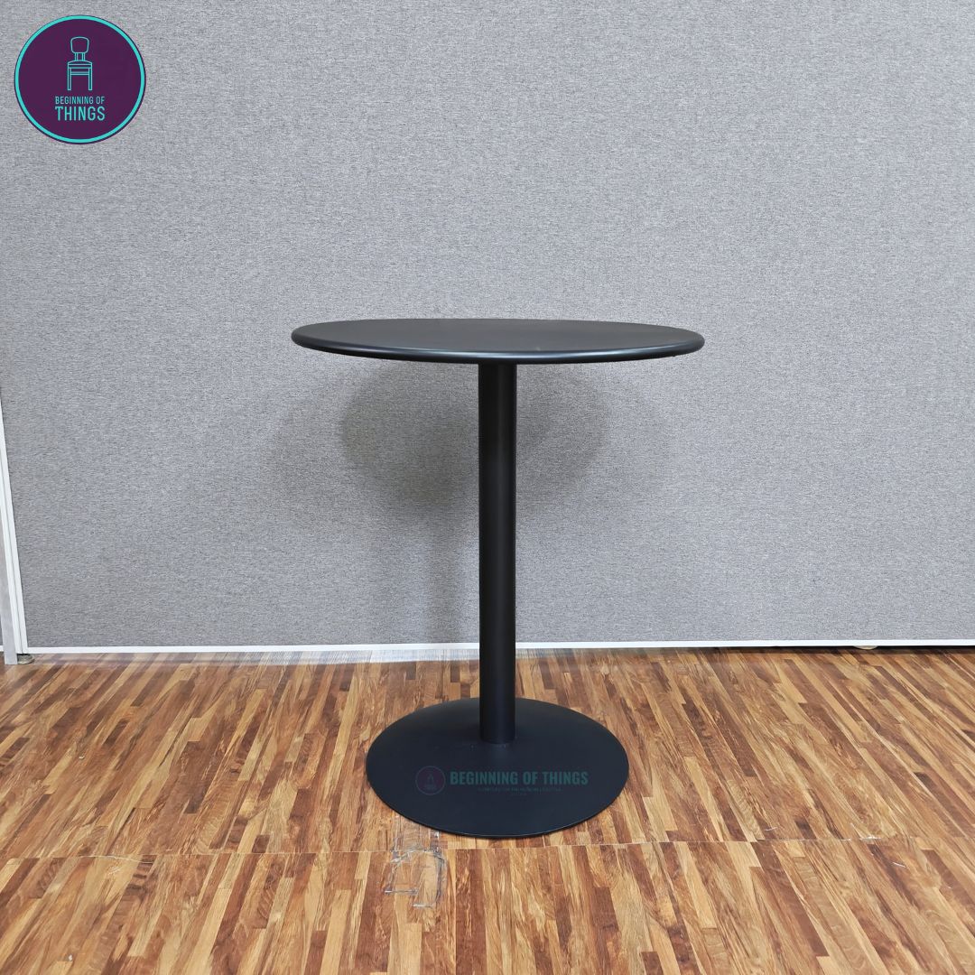 Outdoor Round Metal Table