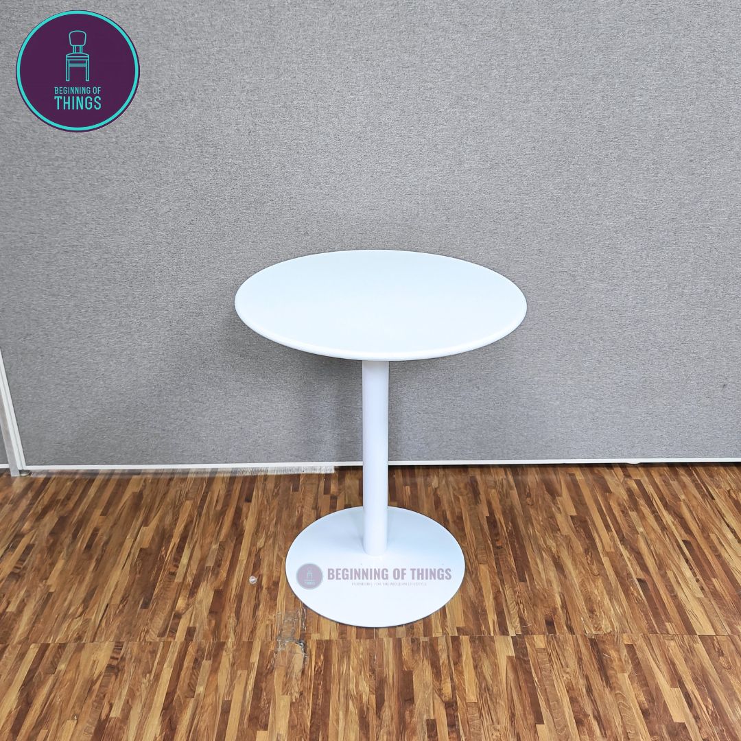Outdoor Round Metal Table