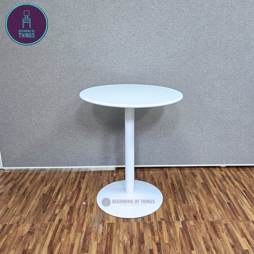 Outdoor Round Metal Table