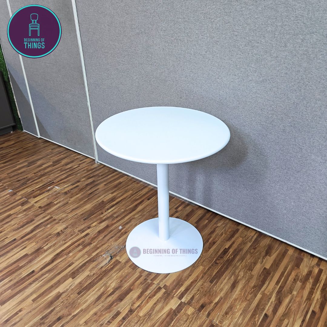 Outdoor Round Metal Table