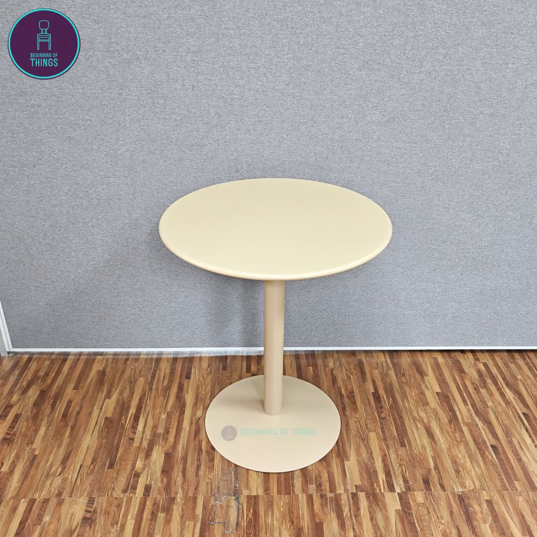Outdoor Round Metal Table