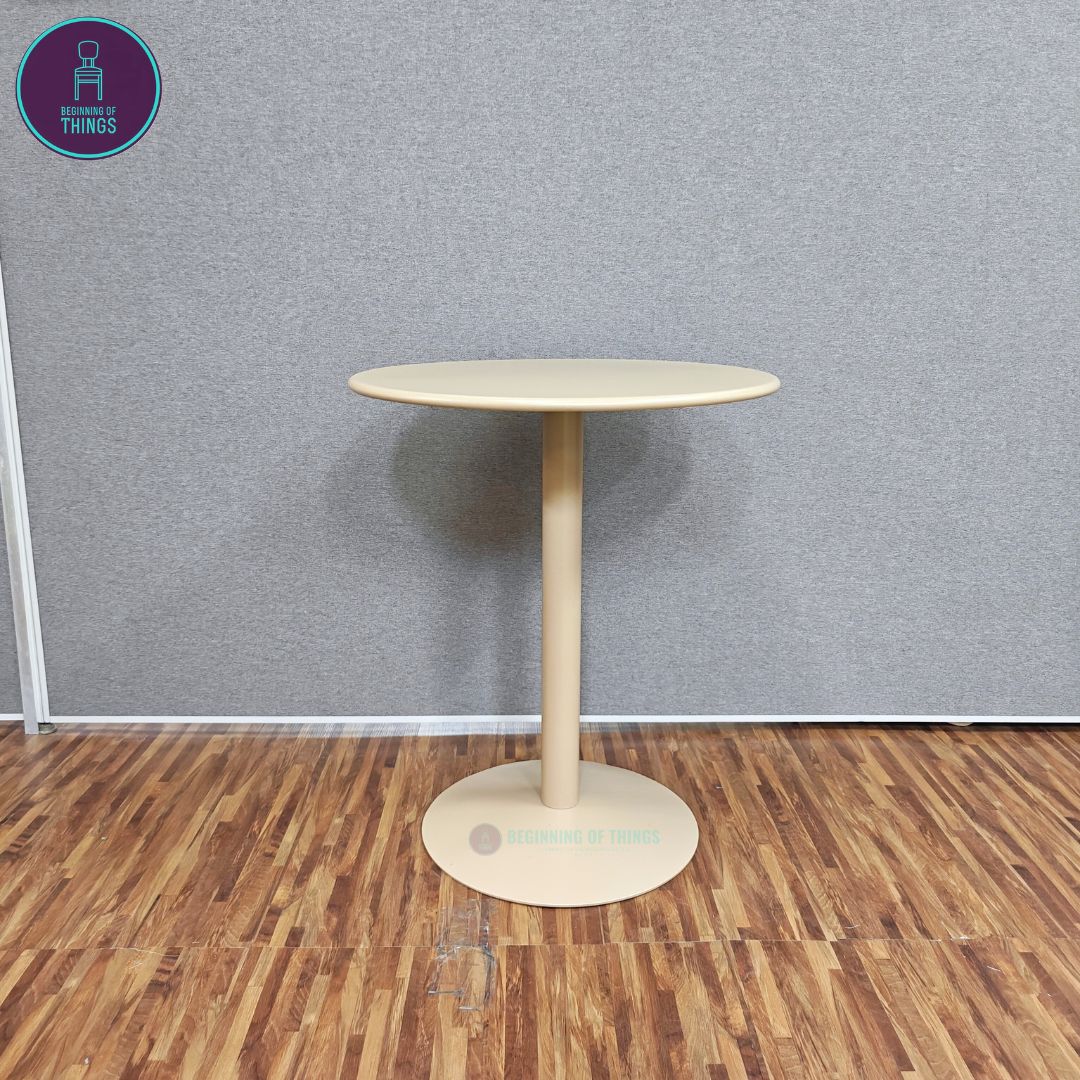 Outdoor Round Metal Table