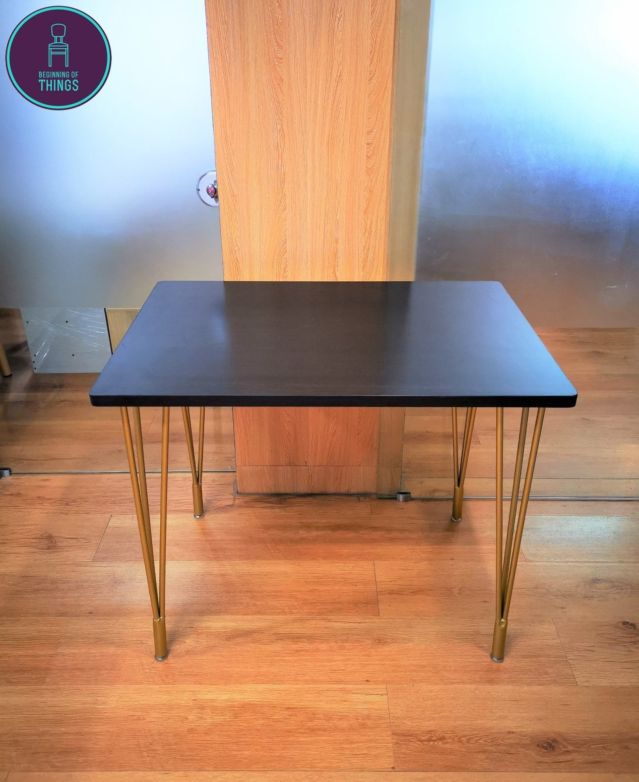 Paige Table 60 x 90 cm with Hairpin Legs