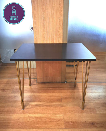 Paige Table 60 x 90 cm with Hairpin Legs