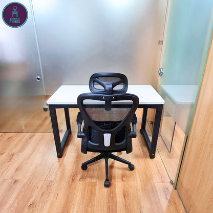 Palmer Table with Square Legs