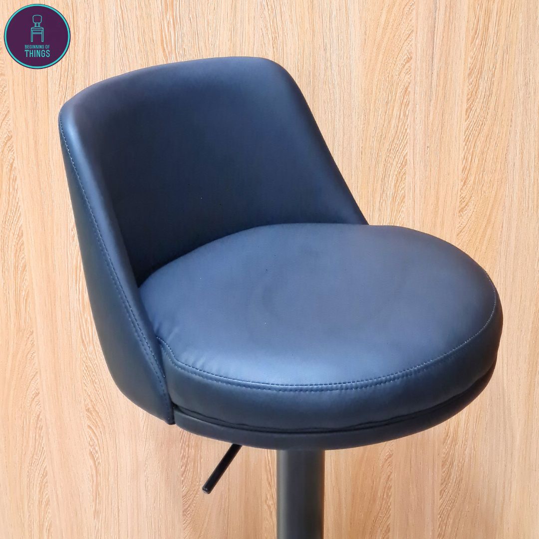 Rounded Back Bar Stool