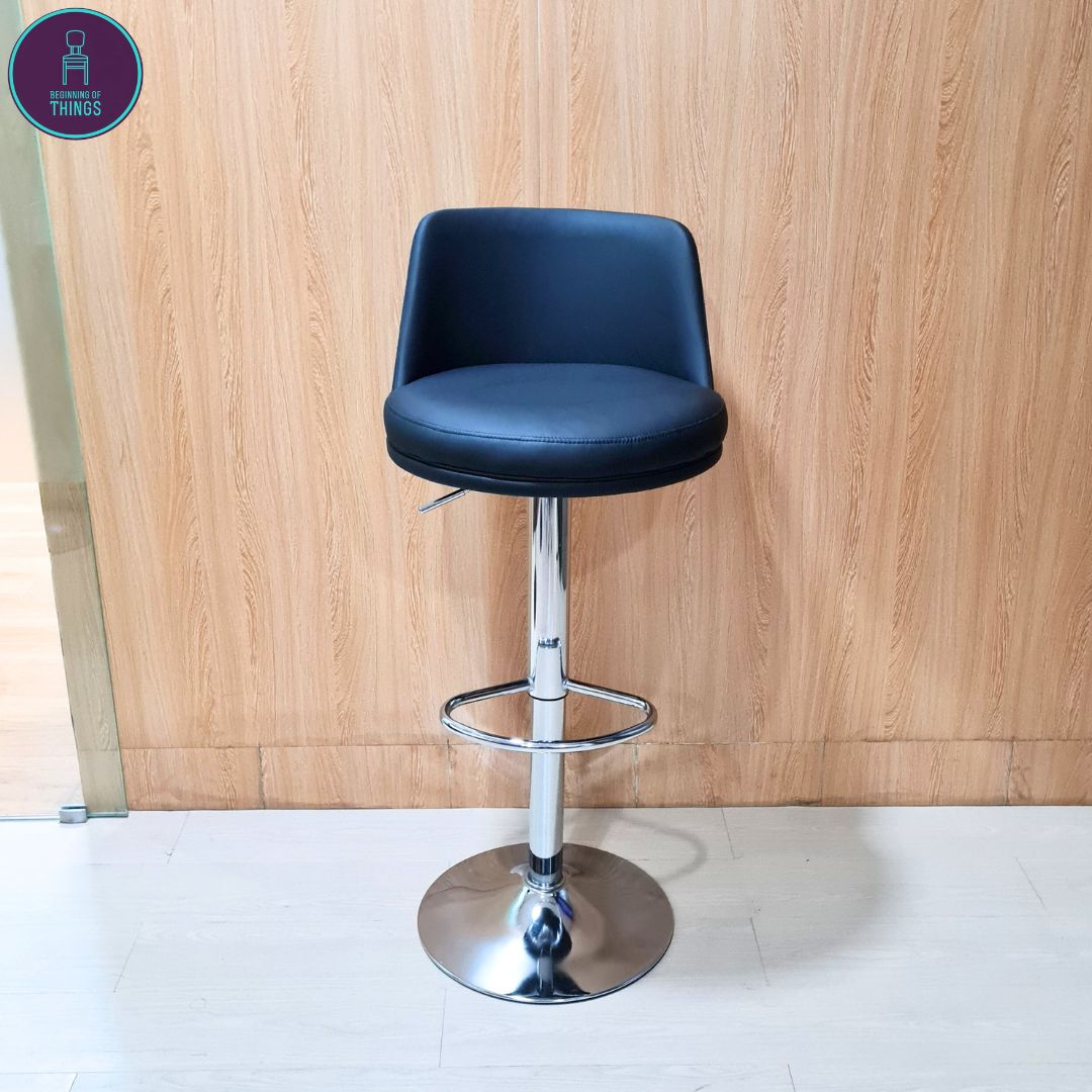 Rounded Back Bar Stool