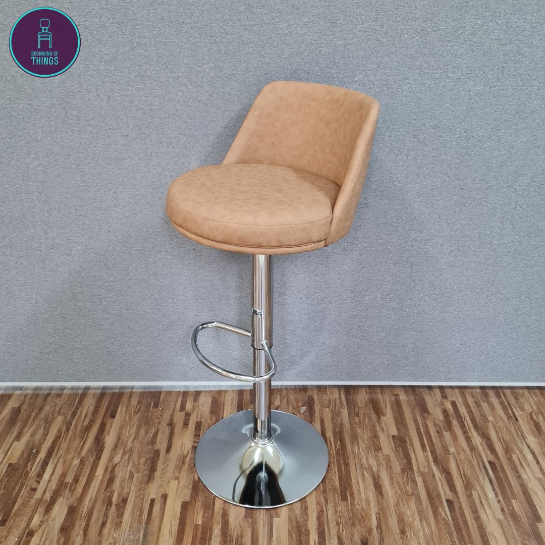 Rounded Back Bar Stool