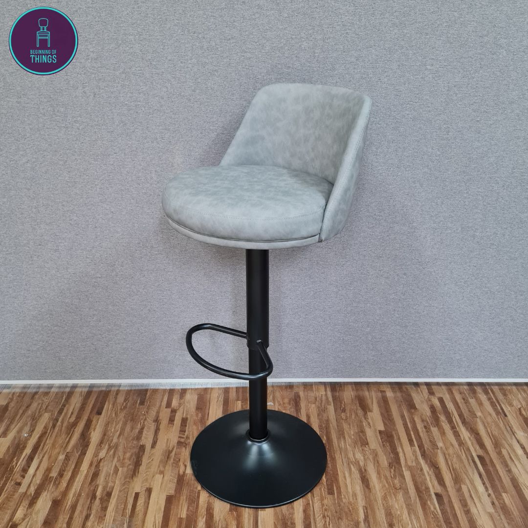 Rounded Back Bar Stool