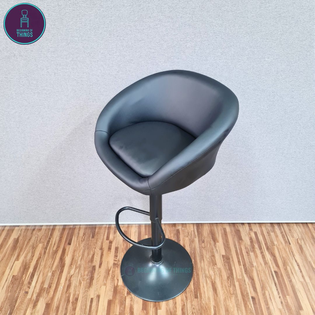 Rounded Seat Bar Stool