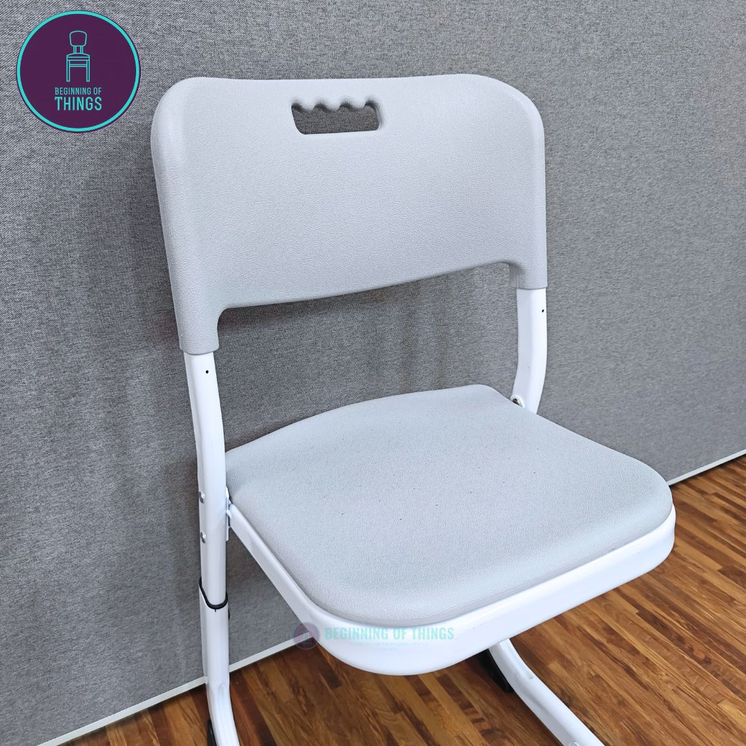 Solo Student Table and Chair Set