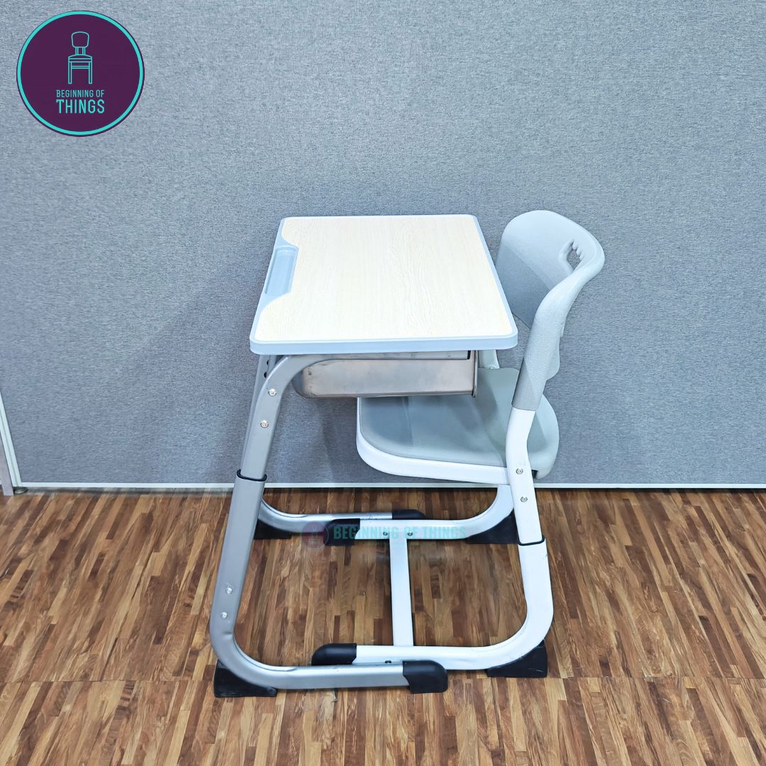Solo Student Table and Chair Set