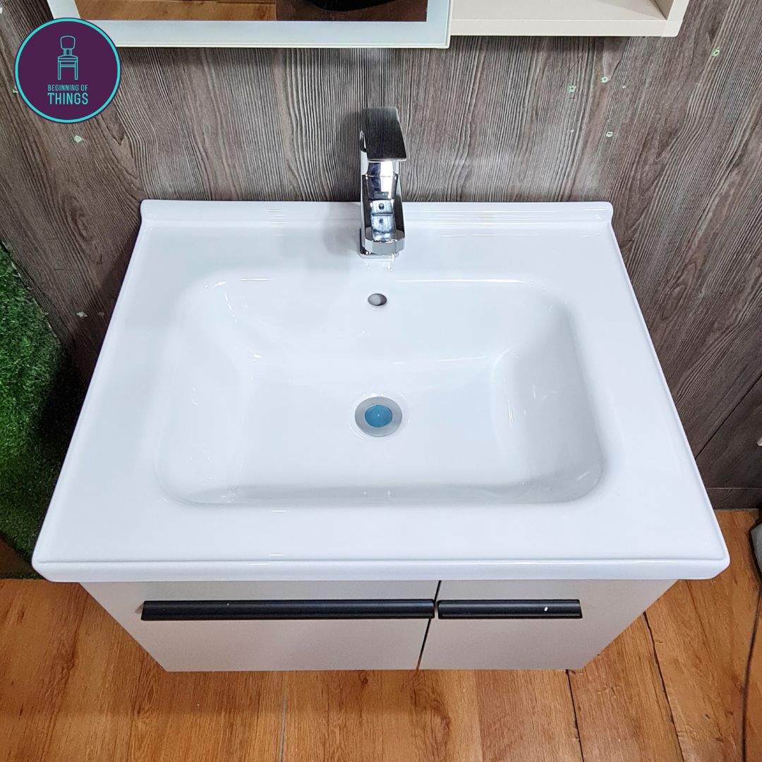 Talin Lavatory Set 60 CM