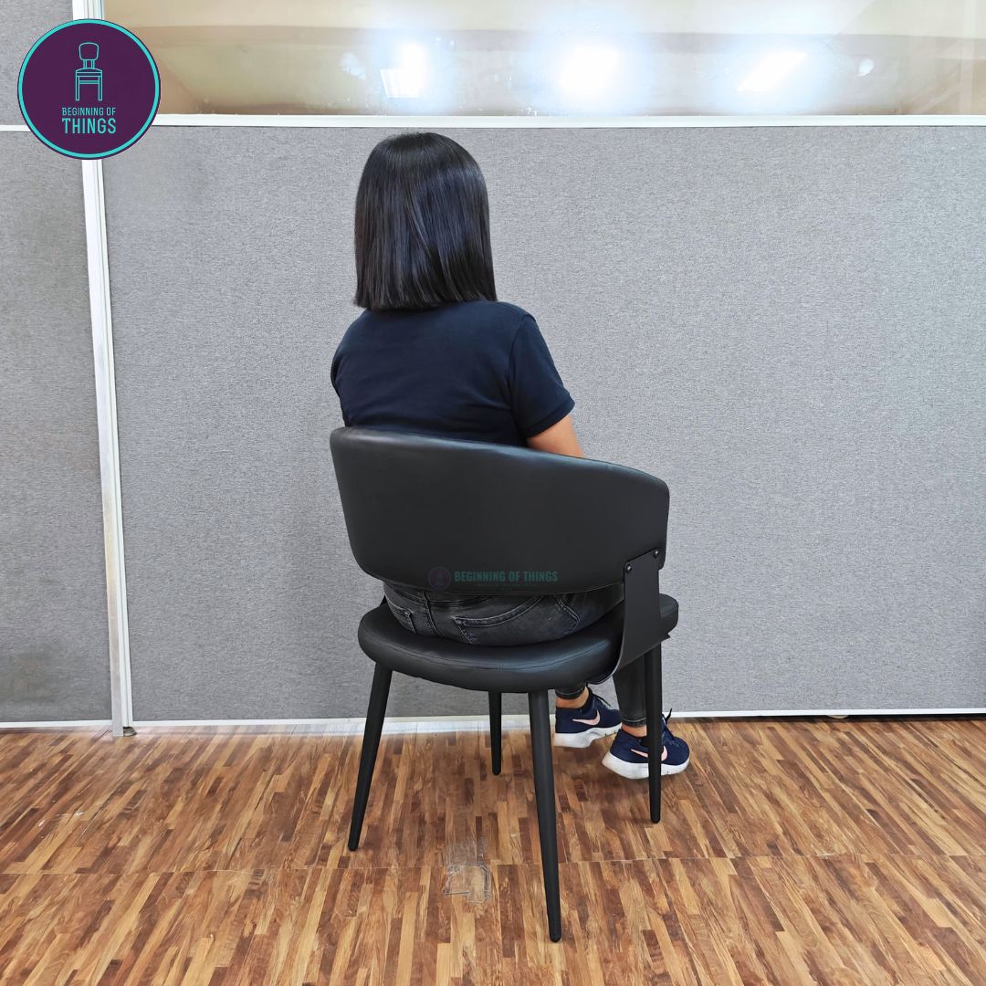 U-Shaped Back Dining Chair